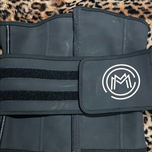 Black Waist Trainer by What Waist